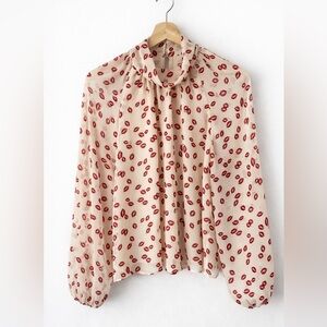 RW&CO Cowl Neck Blouse Cream Red Lips Sheer Small